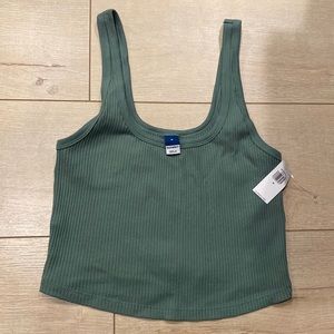 Old Navy crop top tank